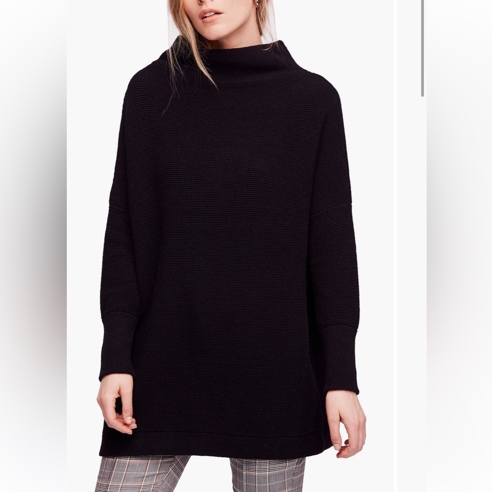 Free People Ottoman Slouchy Mock Neck Tunic Sweater in Black Size Small